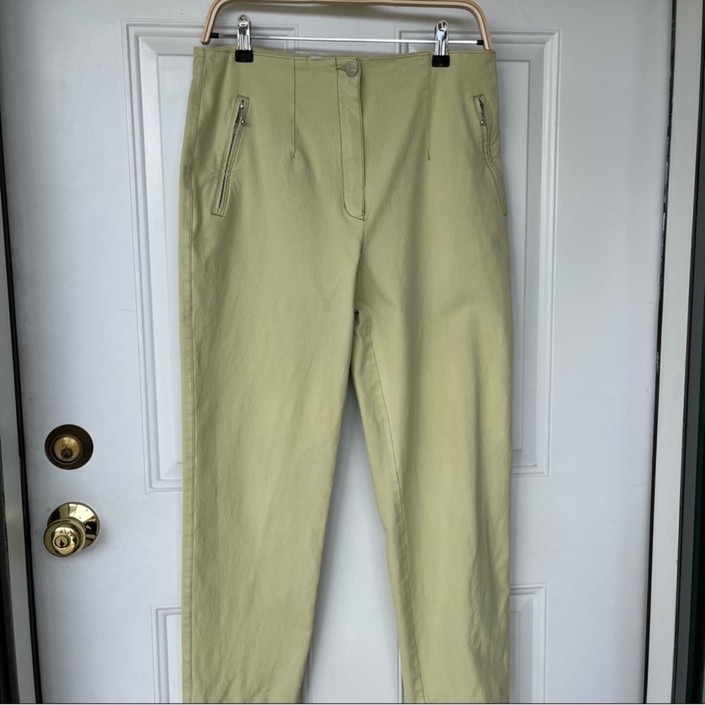 •Vanilia• Jacky Pants in Pale Pistachio - Size 12 (German Size 44)